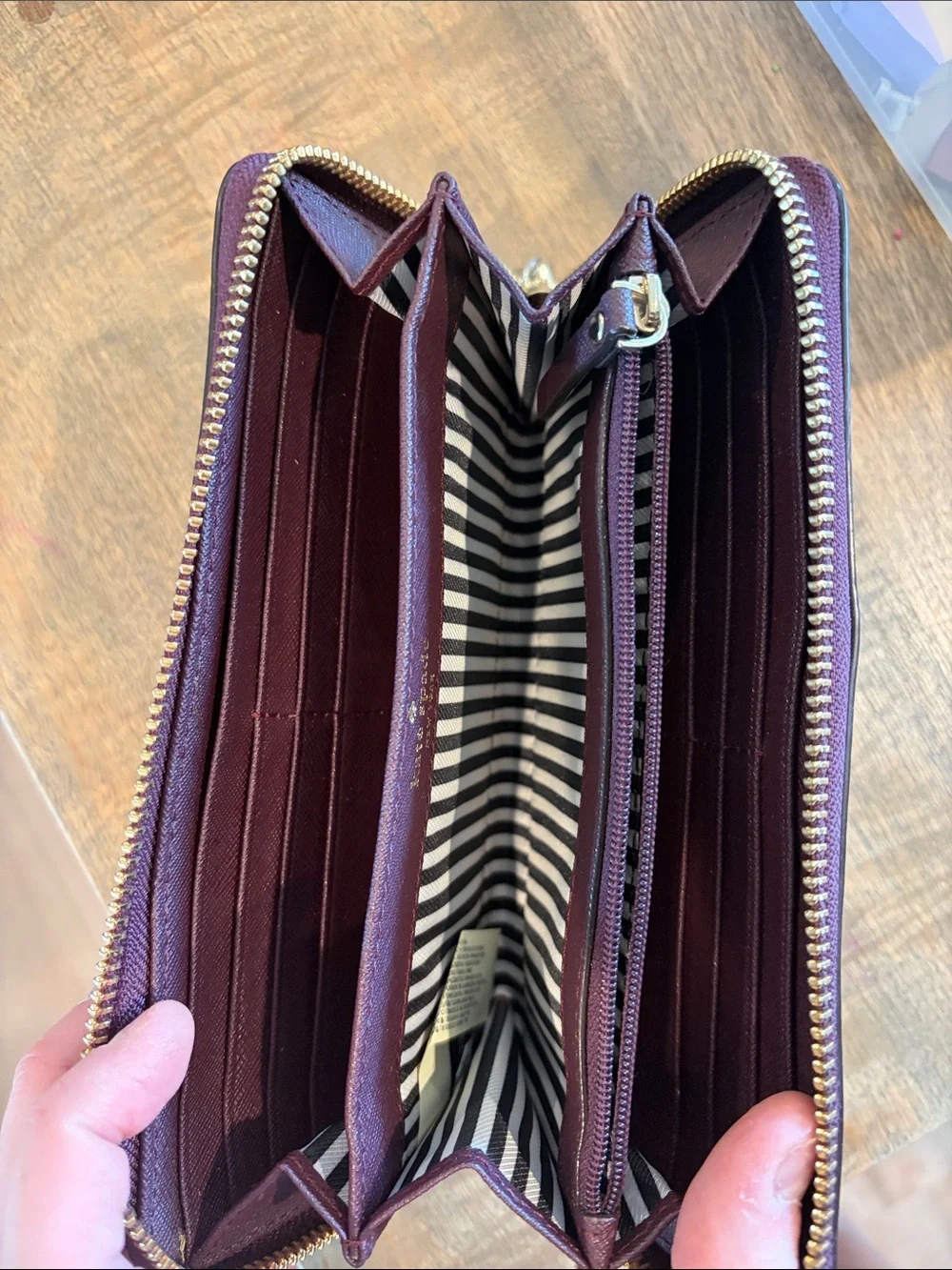 kate spade Zip Wallet in Deep Purple